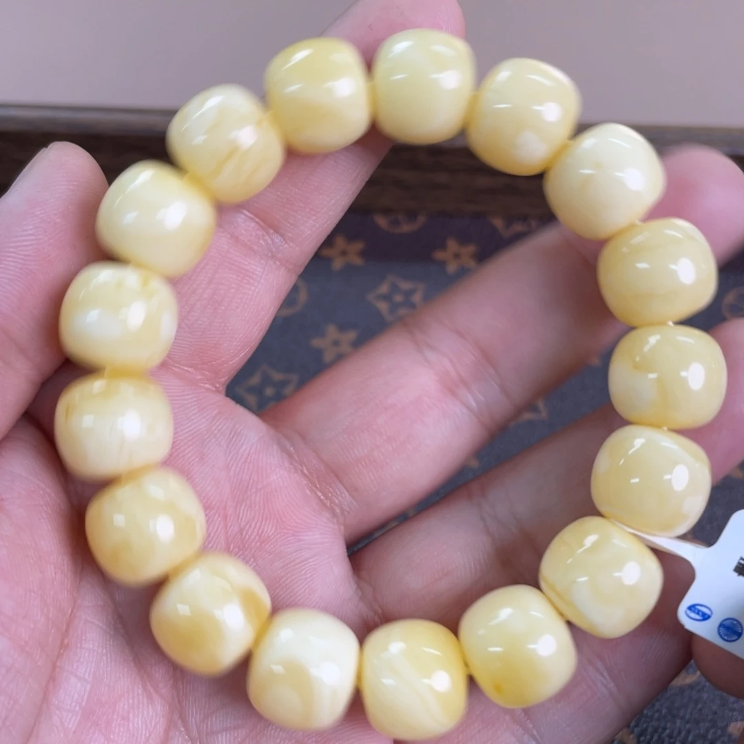 蜜蜡裸石未镶嵌1490000000000