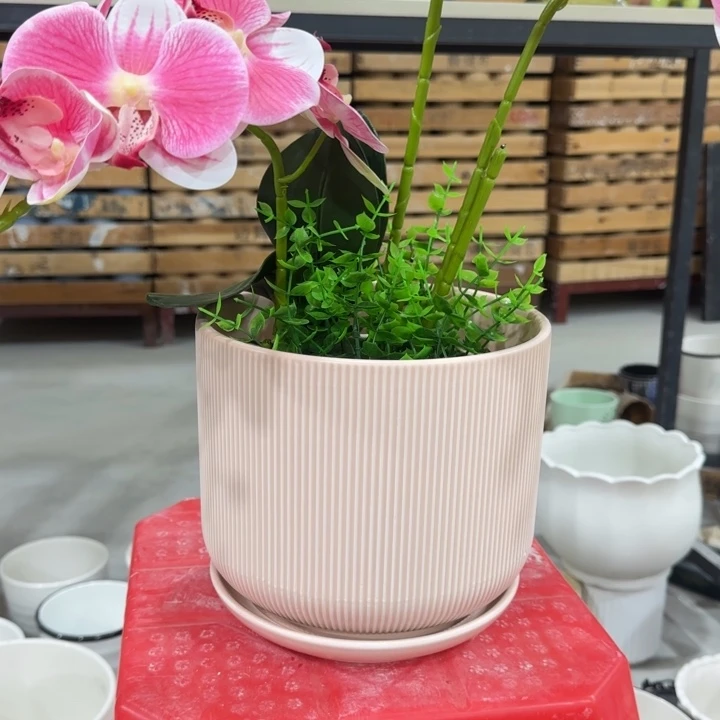 凑9块包邮，有孔，不清楚找客服