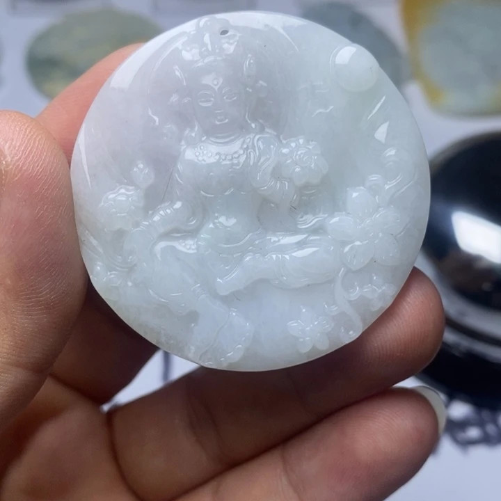 翡翠未镶嵌颈饰翡翠