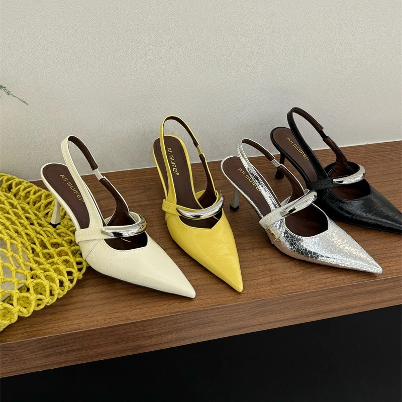 百搭金属扣设计感包头后绊带凉鞋女2025新款春季外穿高跟尖头细跟