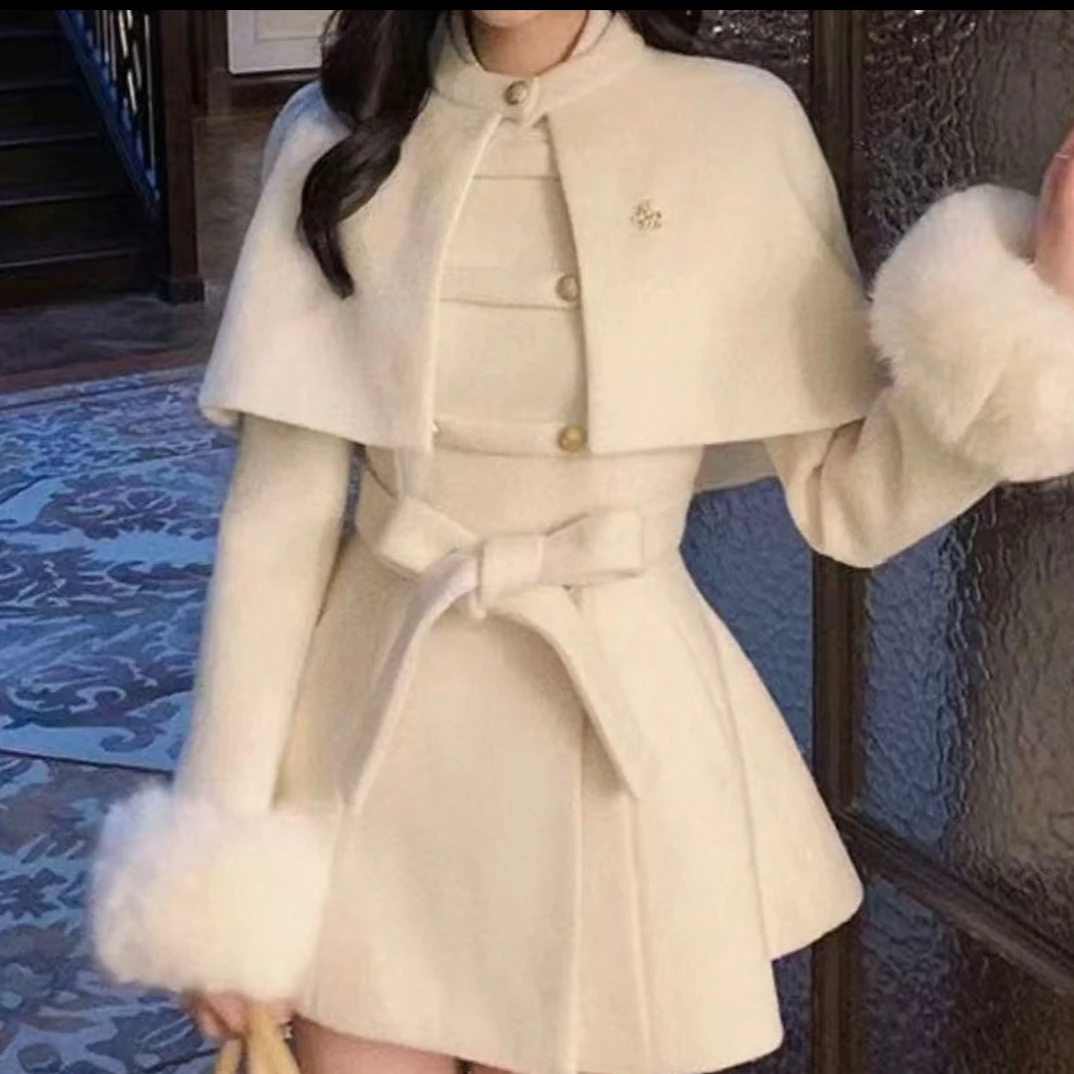 财阀千金大码显瘦毛呢收腰外套+毛袖+披肩+腰带+胸针