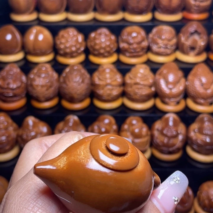 橄榄核把件S****文橄榄雕刻