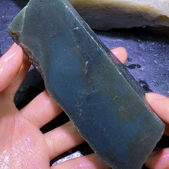 未镶嵌和田玉（糖玉）珠宝半成品
