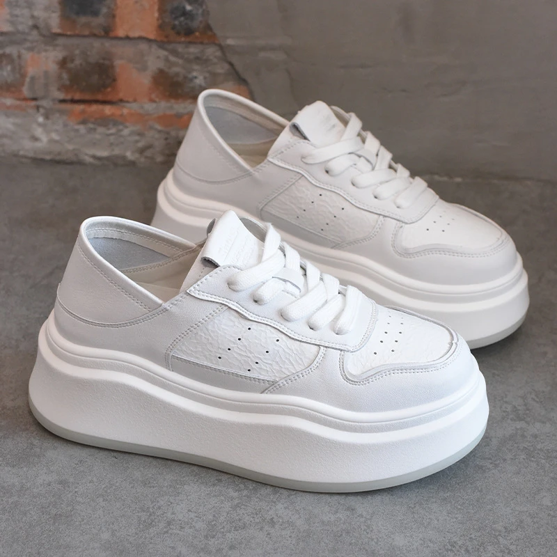 厚底增高百搭小白鞋女款2025新款春季真皮薄款配裙子休闲运动板鞋