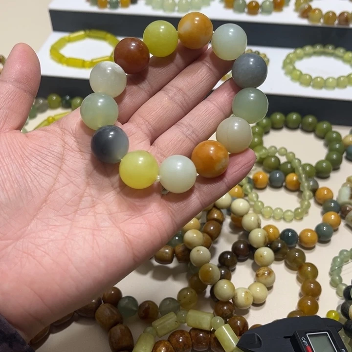 蛇纹石玉未镶嵌手链卡18