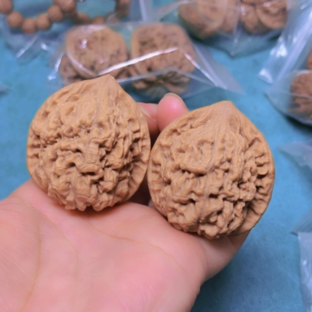 【闪购商品】摆件核桃39.5官帽修尖