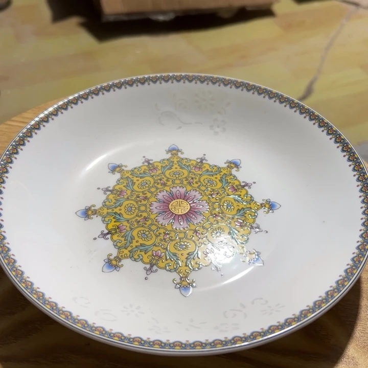 陶8寸的粉彩盘8个
