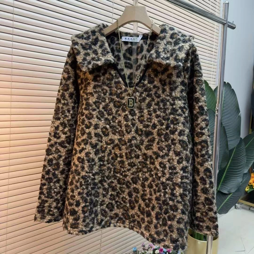 胖mm欧货时尚气质显瘦韩版法式956加绒翻领豹纹长袖设计感女人衫