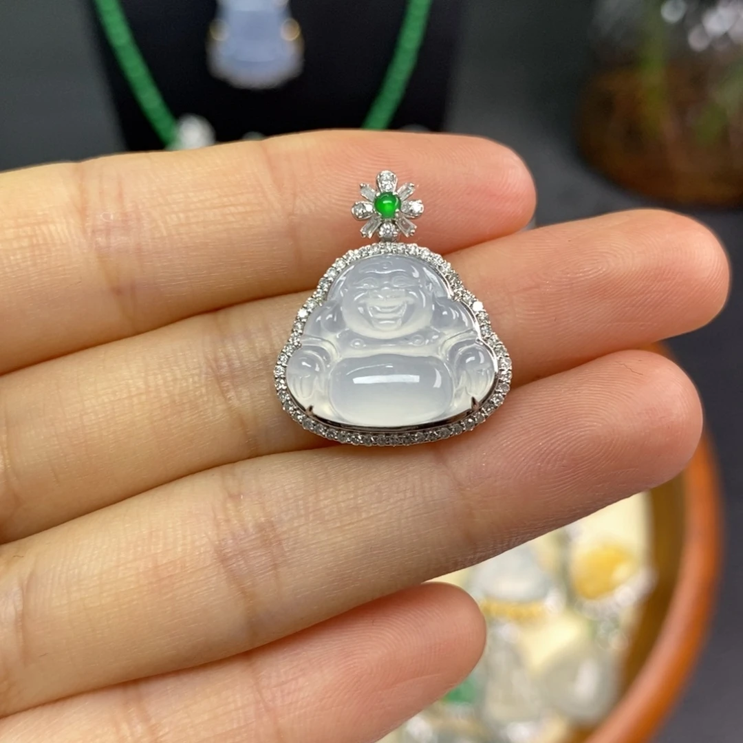 颈饰18K金镶嵌翡翠翡翠