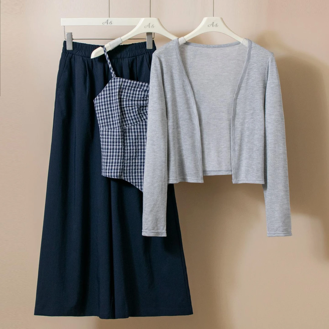 2025新款春秋时尚穿搭一整套女休闲背心外搭显瘦开衫阔腿裤三件套