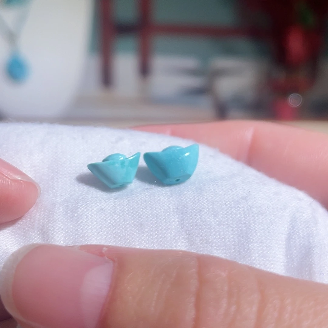 南红玛瑙配饰未镶嵌