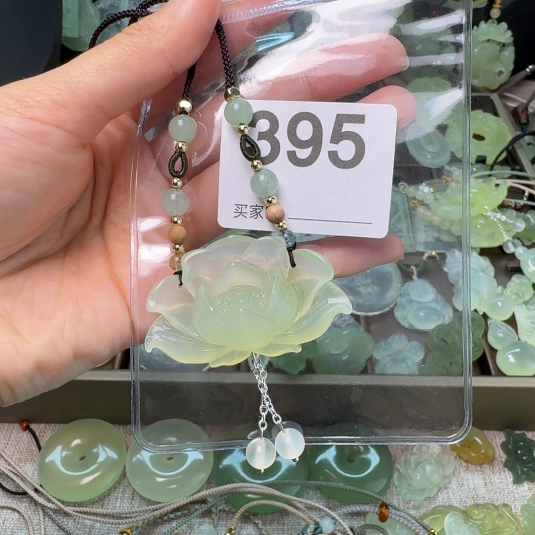 蛇纹石玉项链未镶嵌