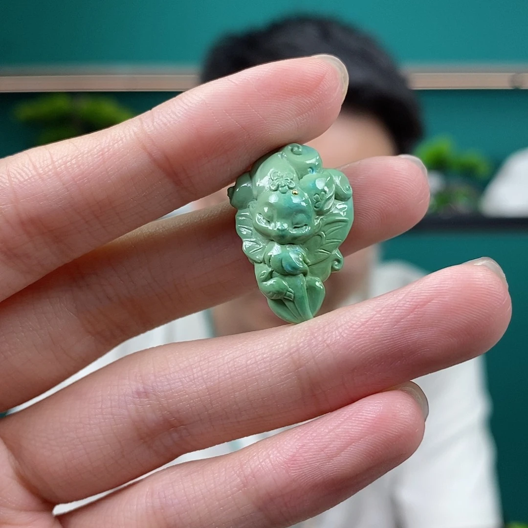 未镶嵌绿松石珠宝奇石