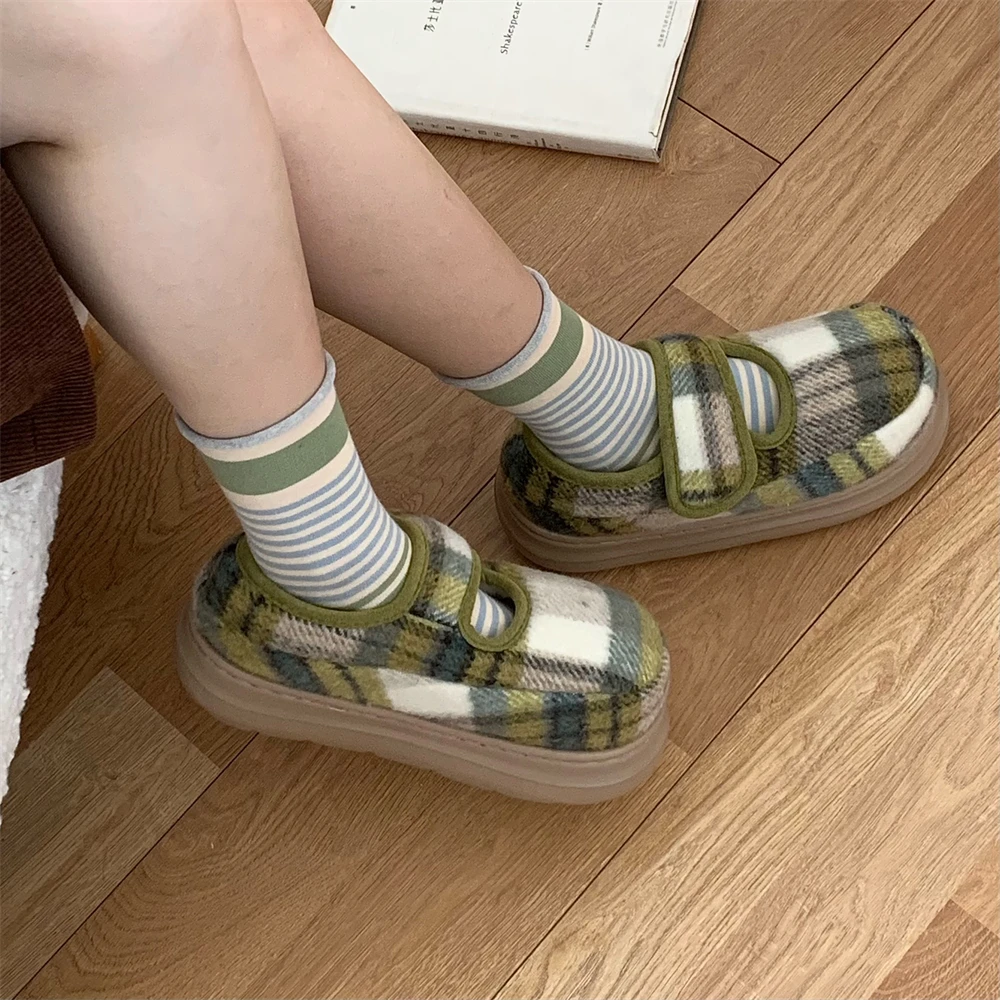细细条 秋冬格子魔术贴豆豆鞋软厚底防滑加绒女士玛丽珍面包棉鞋