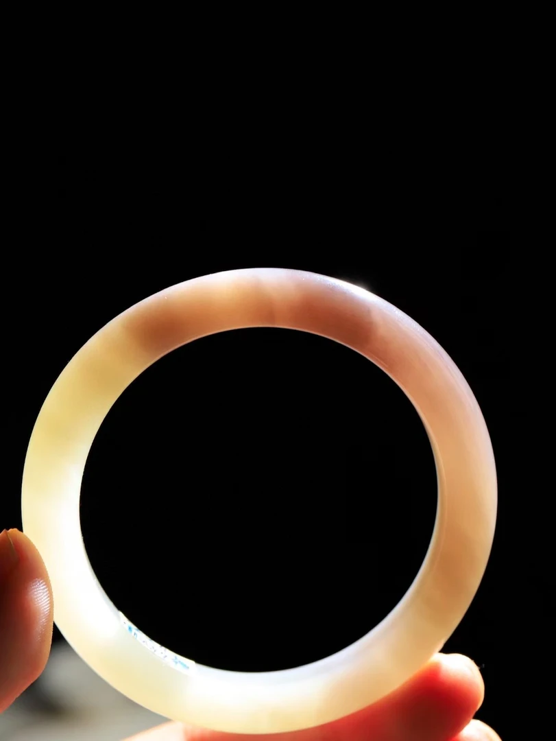 520告白日天然和田玉烟紫双色手镯女款时尚冰透高冰精美少女