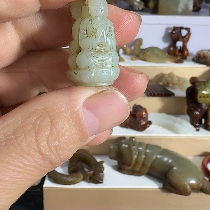 山***峡和田玉（糖玉）未镶嵌挂件