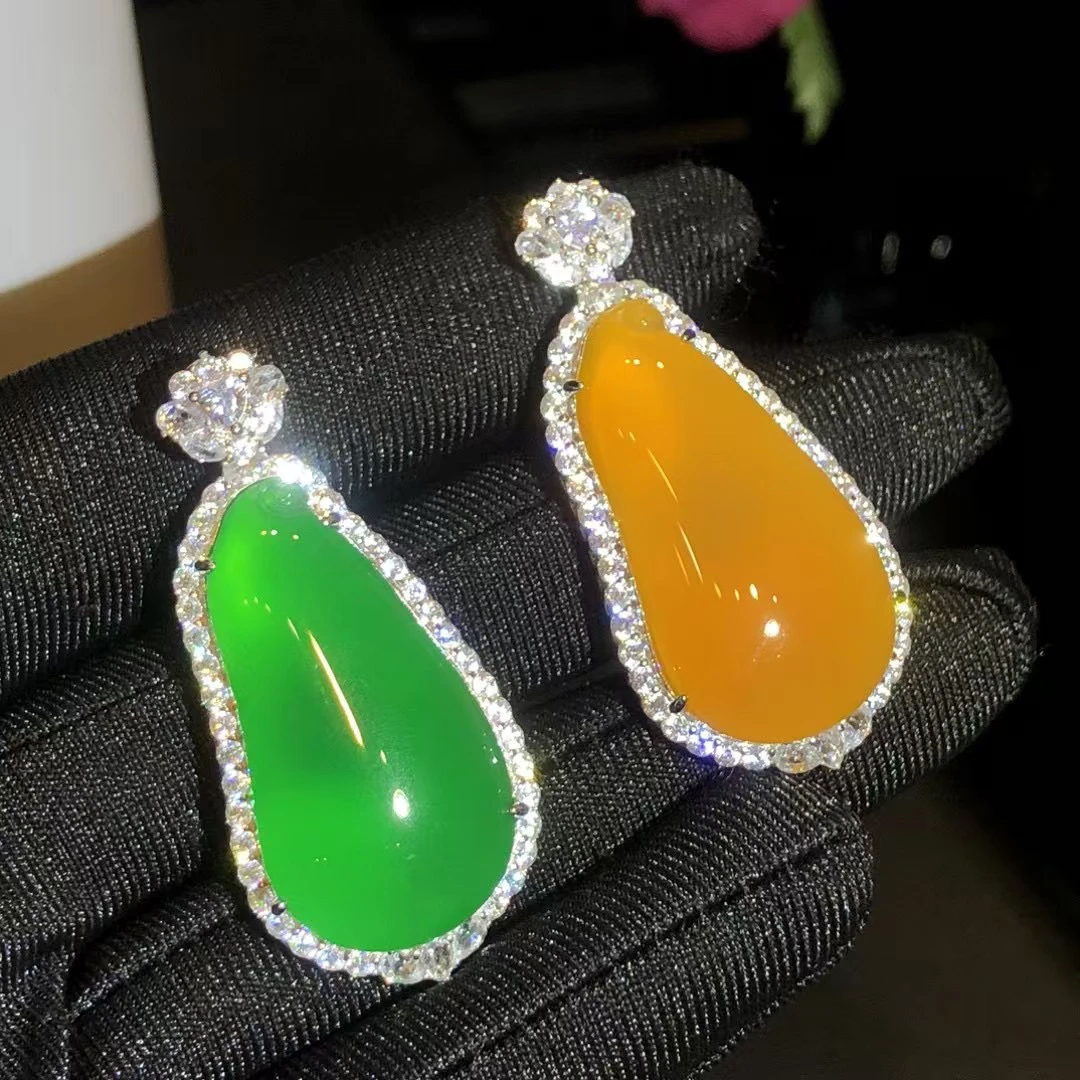 s925银饰镶嵌小众珠宝黄绿玉髓精美满钻福瓜吊坠女款轻奢封底挂件