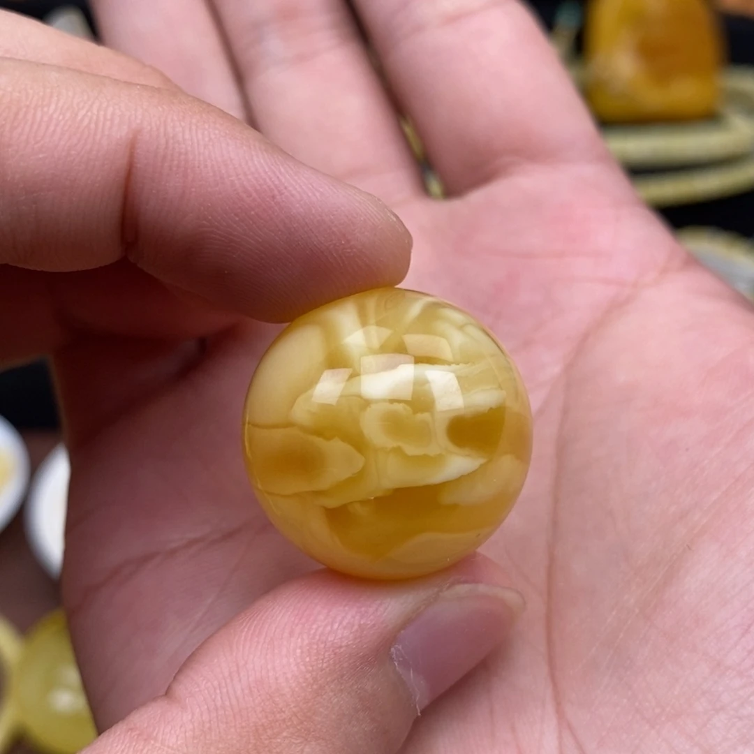 未镶嵌琥珀珠宝奇石24.9尺寸