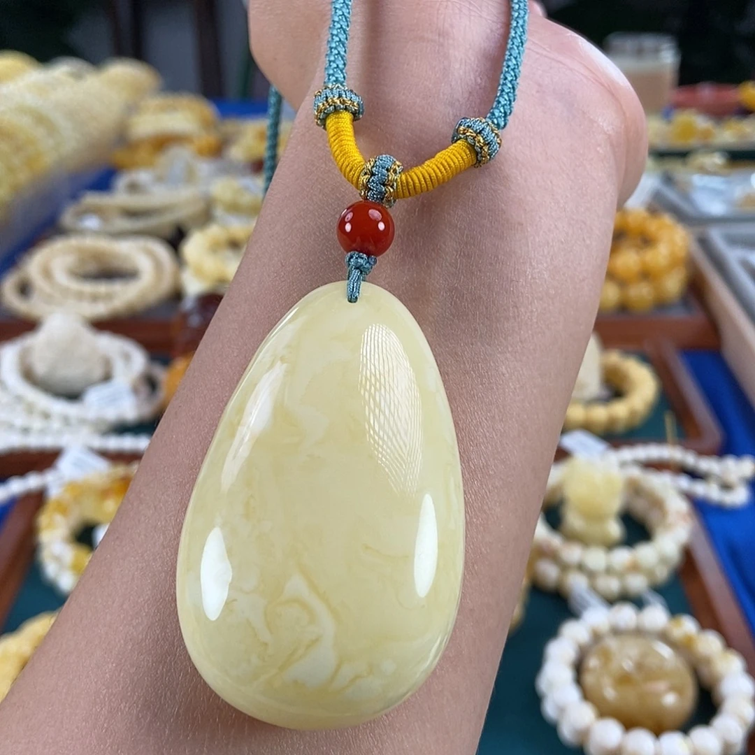 琥珀未镶嵌珠宝奇石24.14白蜡水滴吊坠