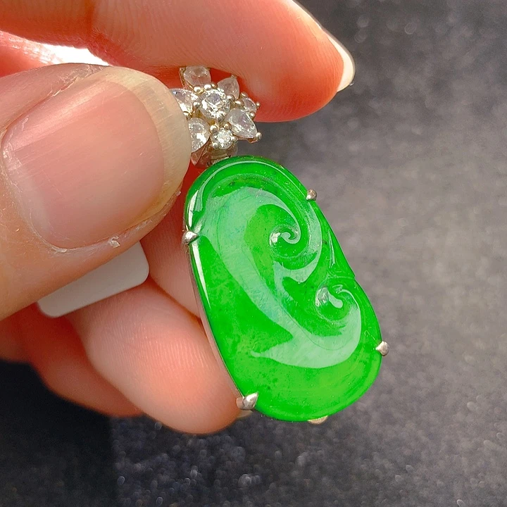 翡翠银S925镶嵌颈饰