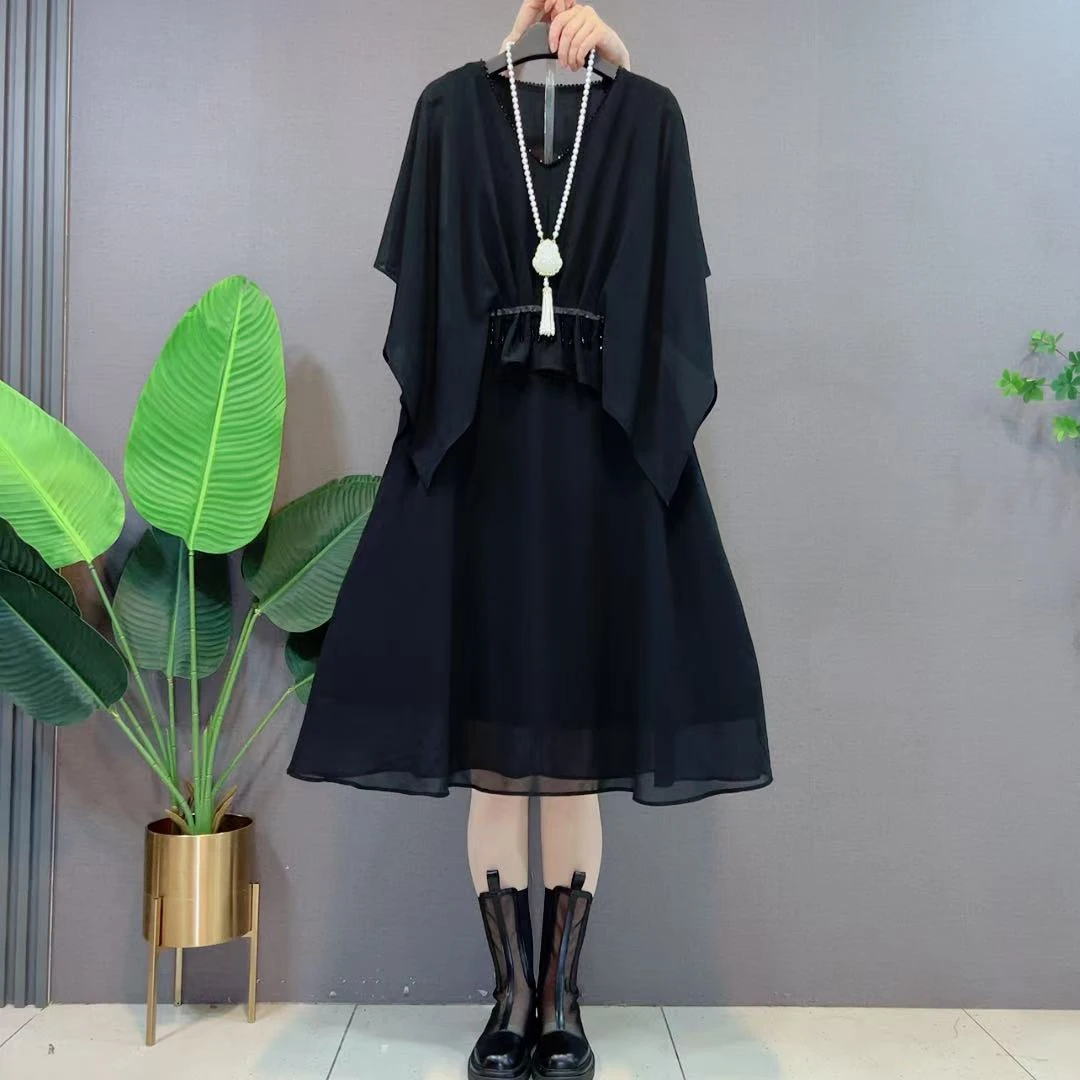 欧货法式名媛气质女神范高级感重要场合小香风洋气宽松遮肉连衣裙