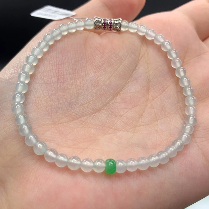 翡翠手镯未镶嵌翡翠