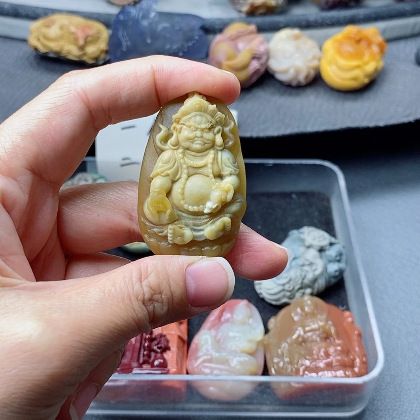 【闪购商品】定制石英质玉吊坠未镶嵌