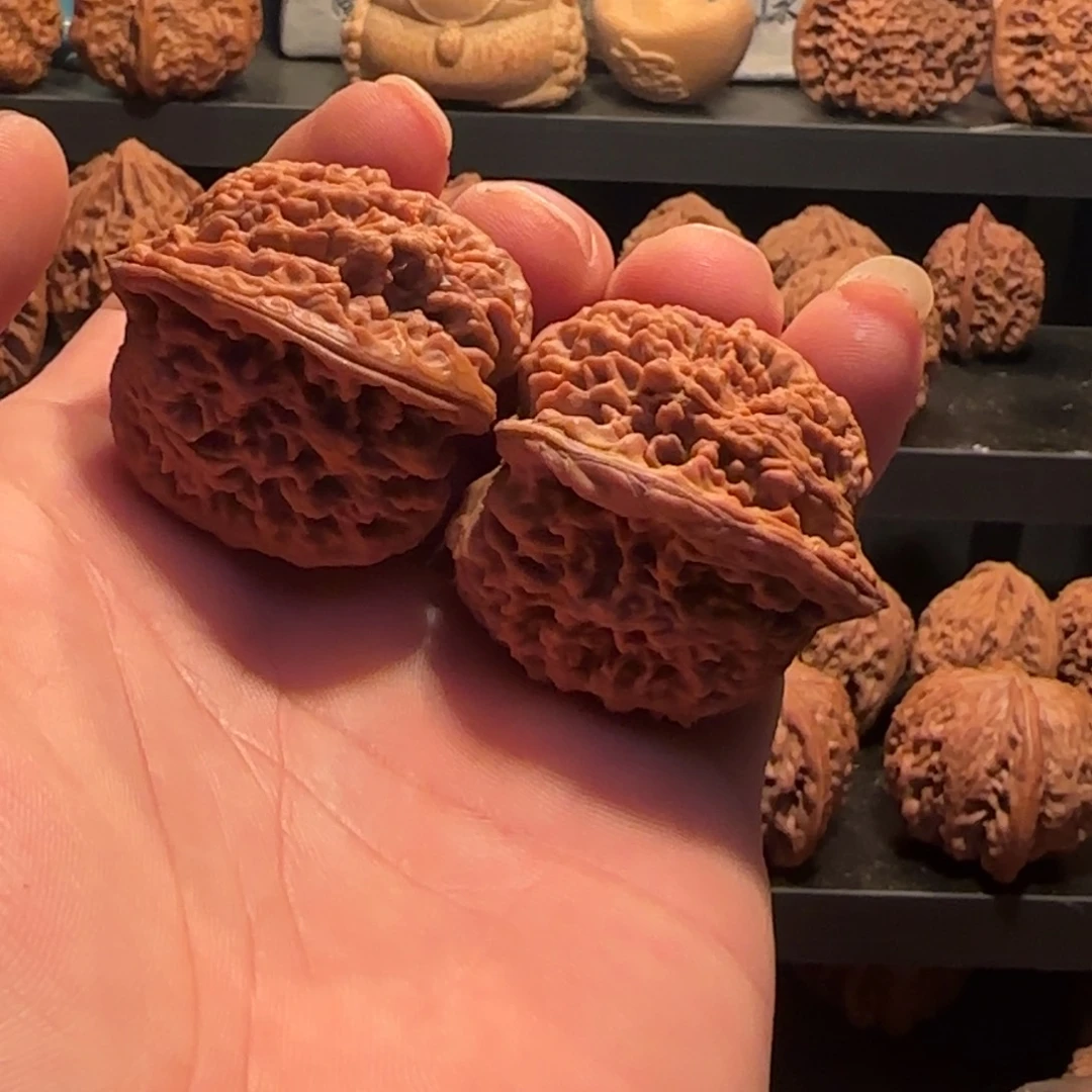 桃核把件满天星核桃40