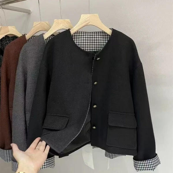 秋季上新~时尚韩范纯色简约设计款小香外套 S6631
