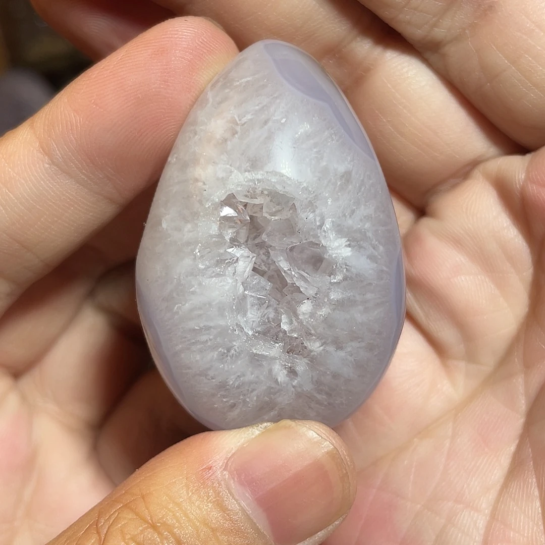 未镶嵌水晶大型摆件（非配饰）