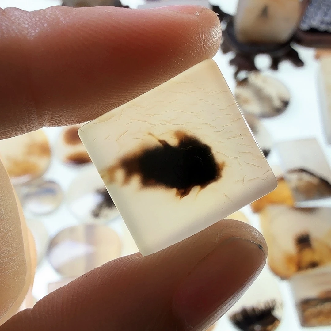 玛瑙/玉髓未镶嵌珠宝半成品