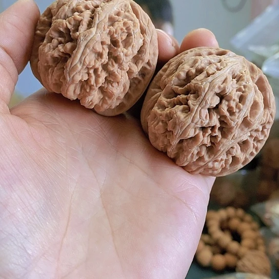 【闪购商品】把件文玩核桃47粗筋