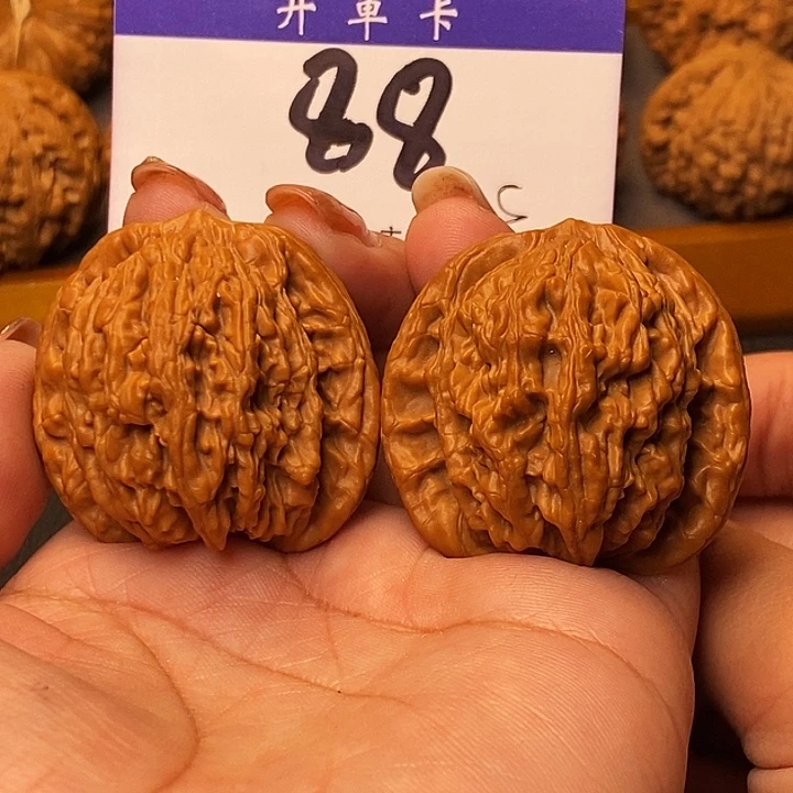 桃核吊坠虎头41无刀痕s