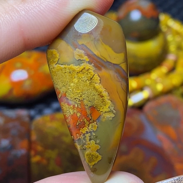 玛瑙/玉髓颈饰足银镀金镶嵌