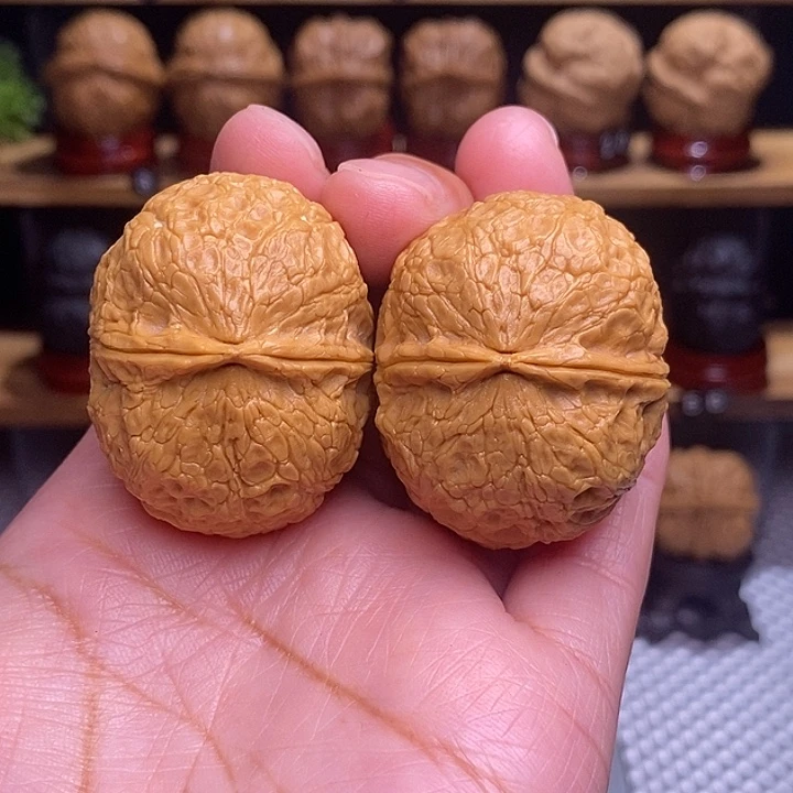 文玩核桃吊坠铁锤17