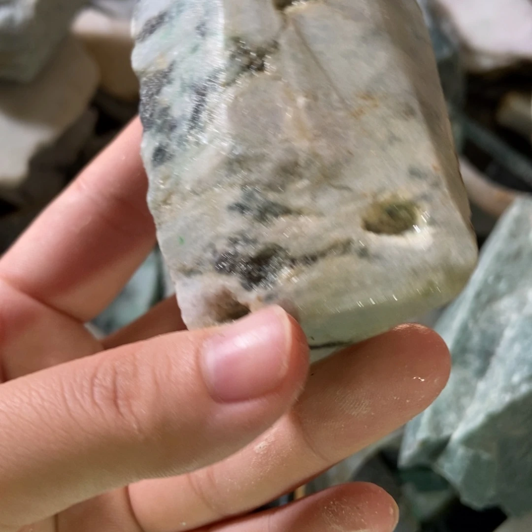 翡翠未镶嵌颈饰天然翡翠