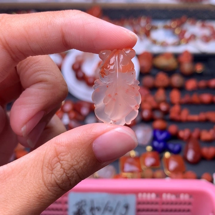 南红玛瑙未镶嵌珠宝半成品31