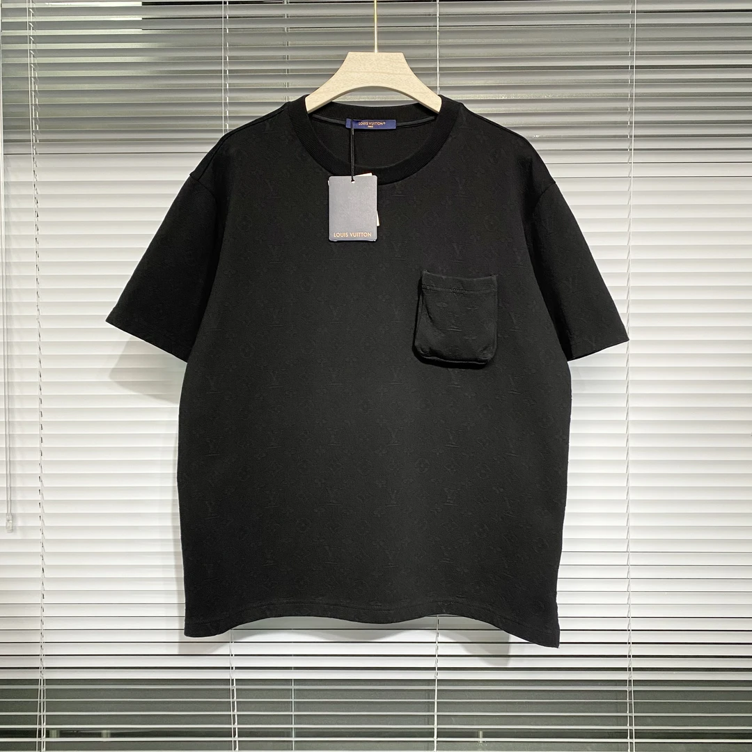 未使用 LouisVuitton/路易威登 立体口袋暗纹满印 短袖 XL码 a257