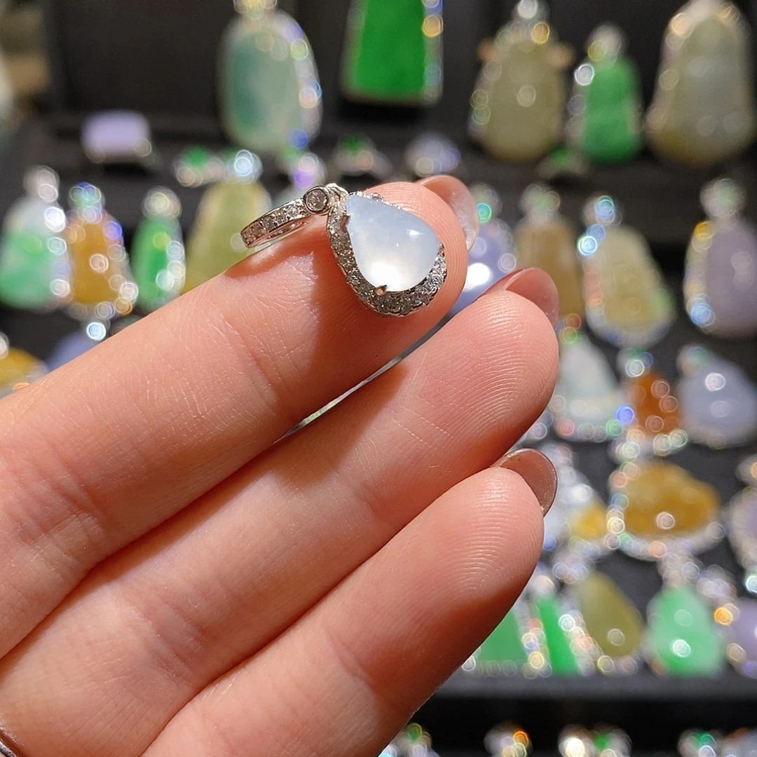 颈饰银S925镶嵌翡翠天然翡翠