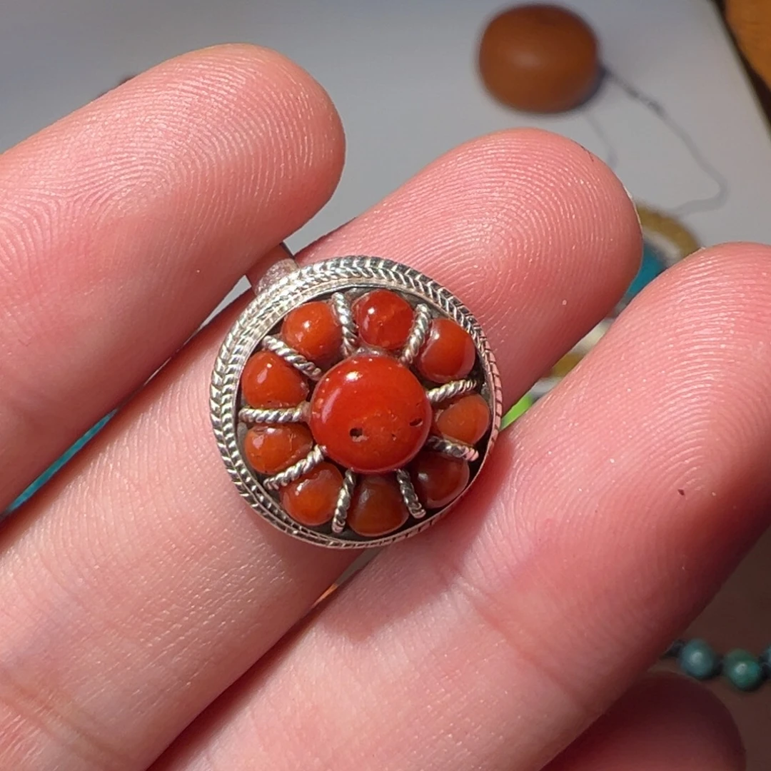 孙***芳吊坠（不含链）琉璃