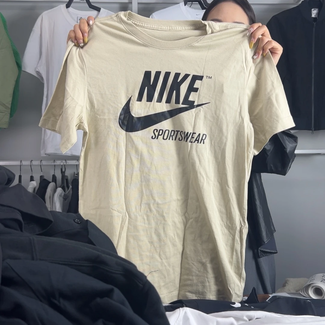 S 无暇 120斤左右 不退换