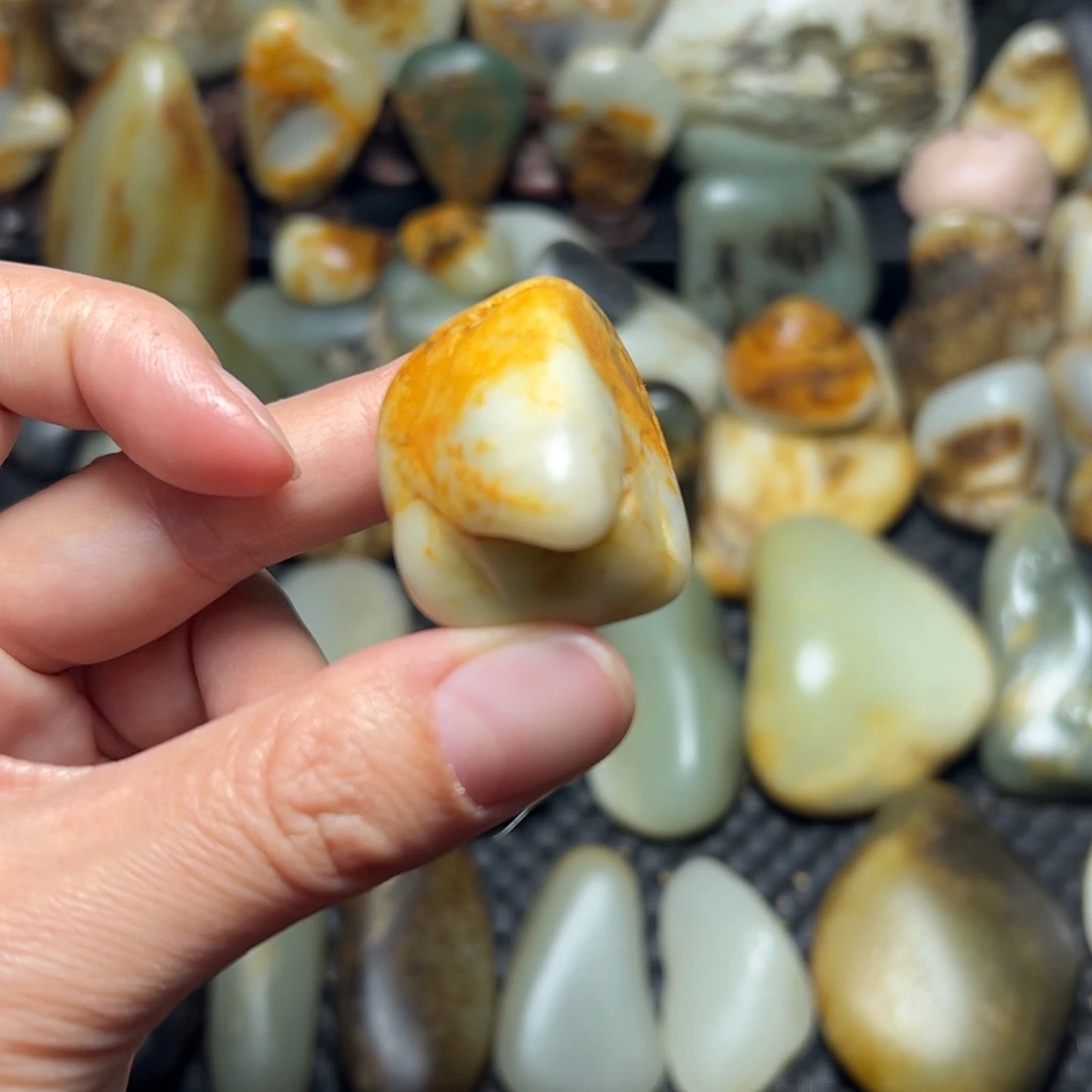 和田玉（青玉）A21未镶嵌