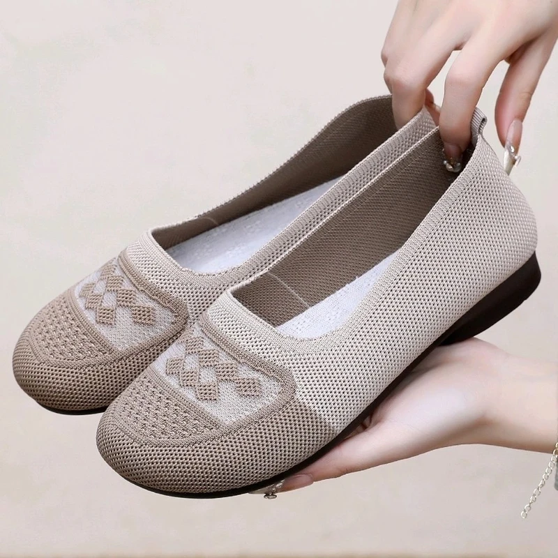 春夏老北京布鞋女网面透气防滑中老年中国风妈妈鞋平底舒适奶奶鞋