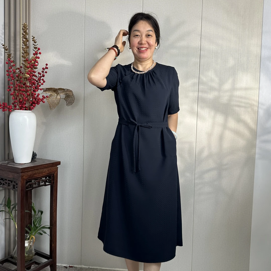 新中式国风妈妈穿偏襟气质高雅轻奢时尚大方复古连衣裙遮肚子裙子