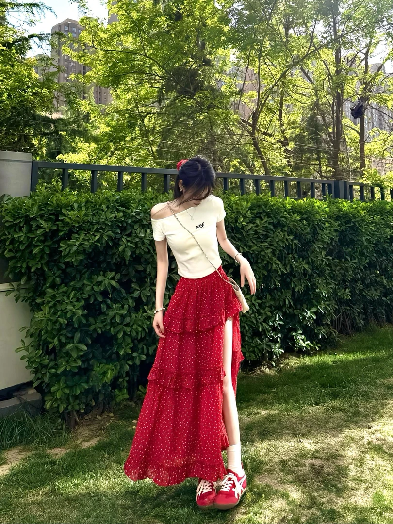 【鱼白专属运补6-10】2025白色上衣红色波点长裙开叉露腿蛋糕裙子