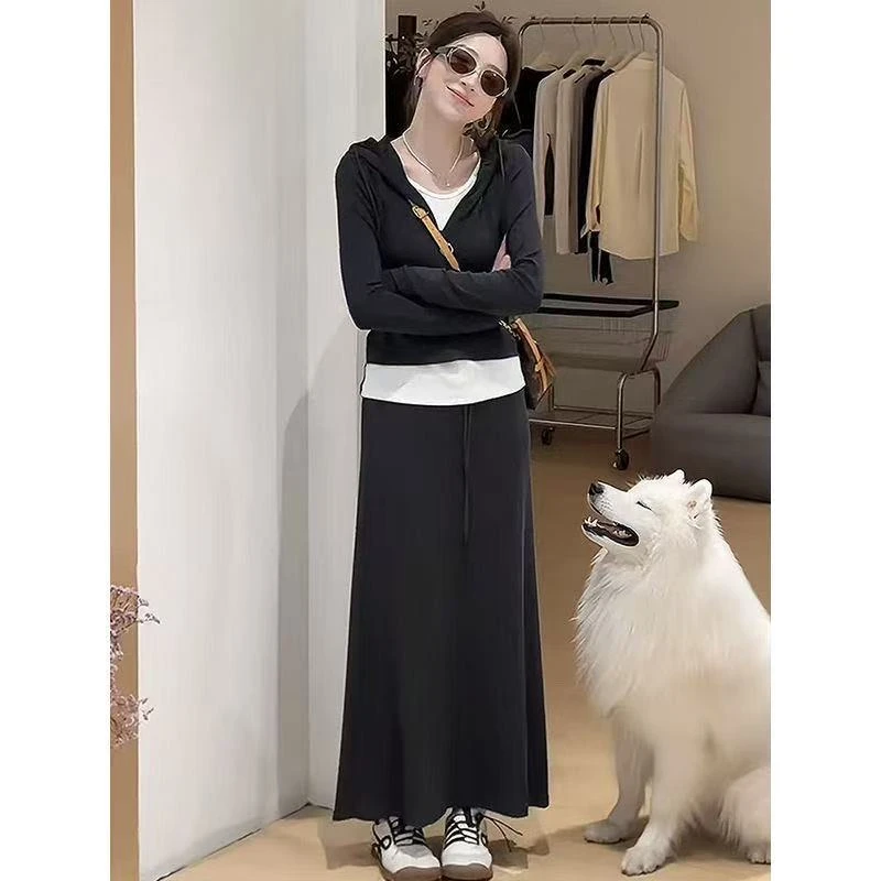 2025超火韩系穿搭一整套设计感假两件连帽上衣+半身裙两件套装女