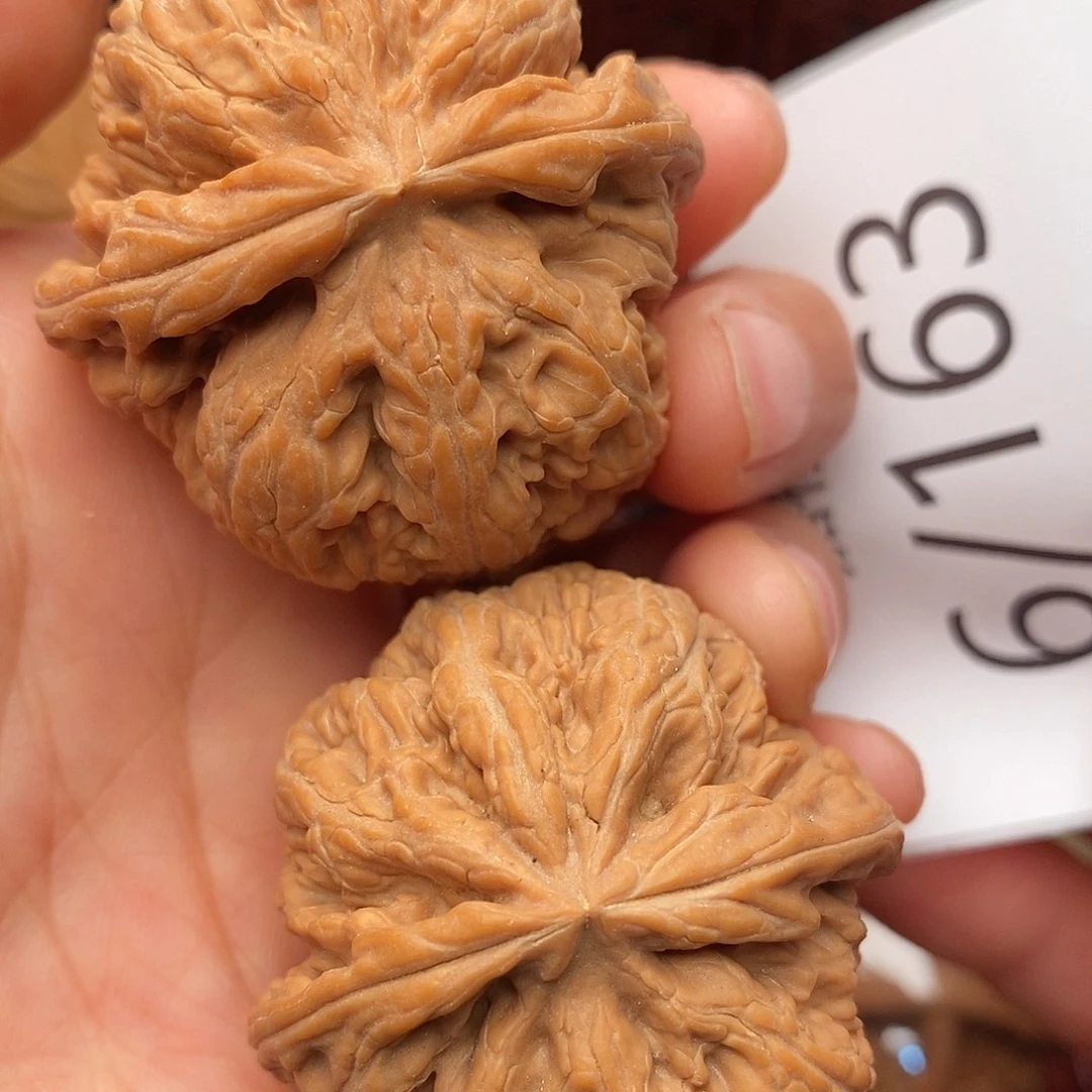 把件文玩核桃41粗筋