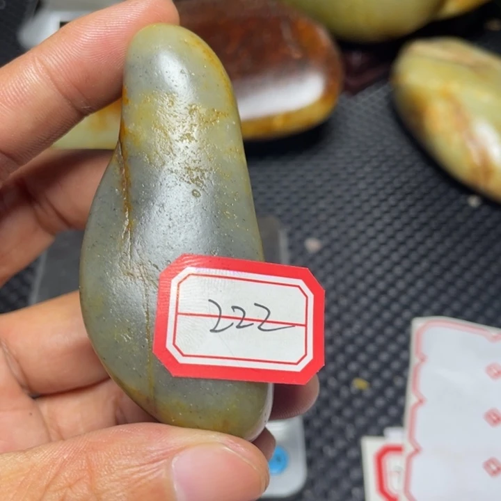 颈饰未镶嵌和田玉222