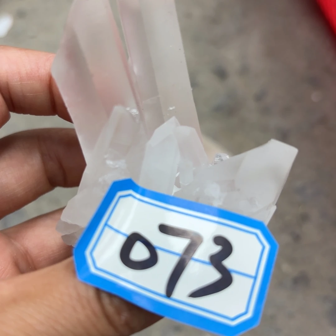 未镶嵌水晶大型摆件（非配饰）