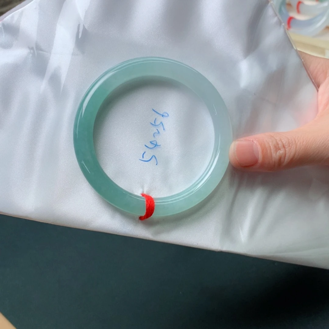 未镶嵌手镯翡翠翡翠